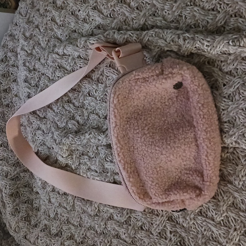 Light Pink Sherpa Fanny Pack, Crossbody.